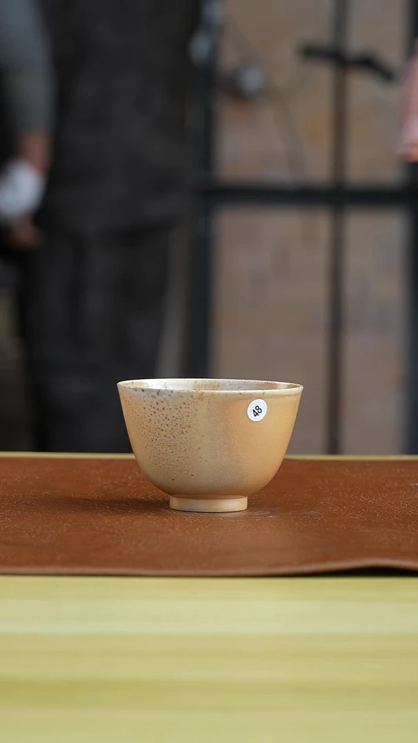 厚山柴烧雪茄落灰[48]