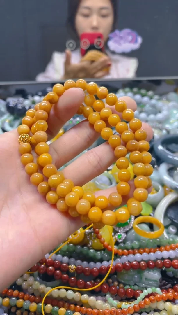 颈饰未镶嵌翡翠8MM/P/翡翠A货，一件也是批发价