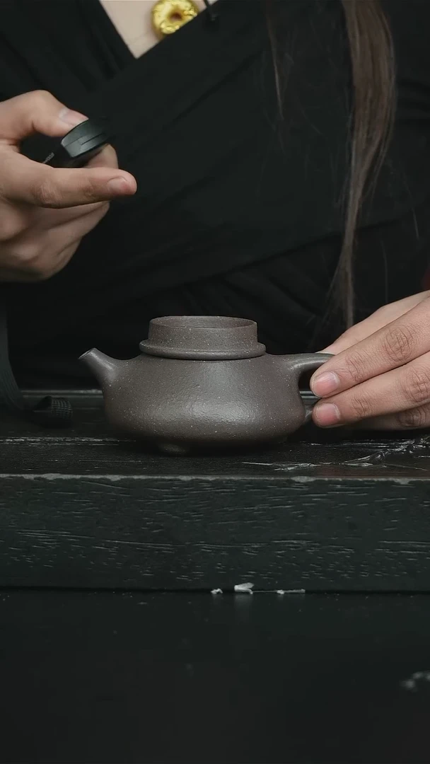 【闪购商品】紫砂茶壶天青光素光明石瓢颗粒