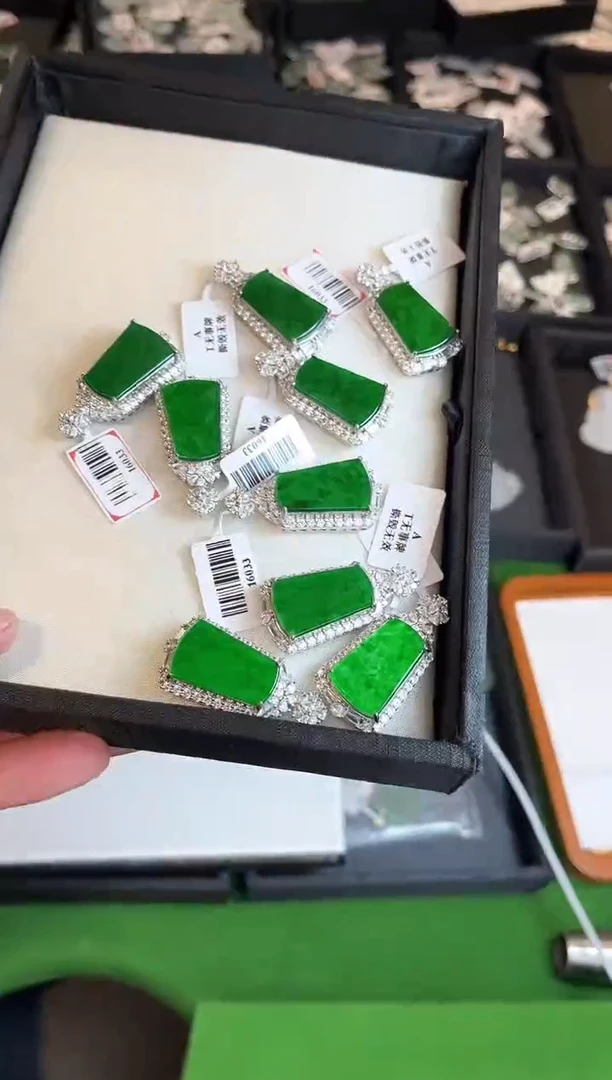 颈饰未镶嵌翡翠16033/多样性发一个