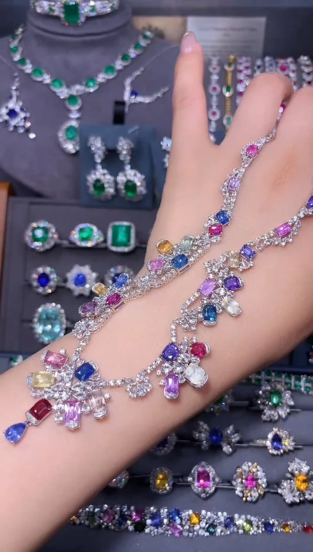 项链彩色蓝宝石18K金镶嵌21.02ct/AIGS