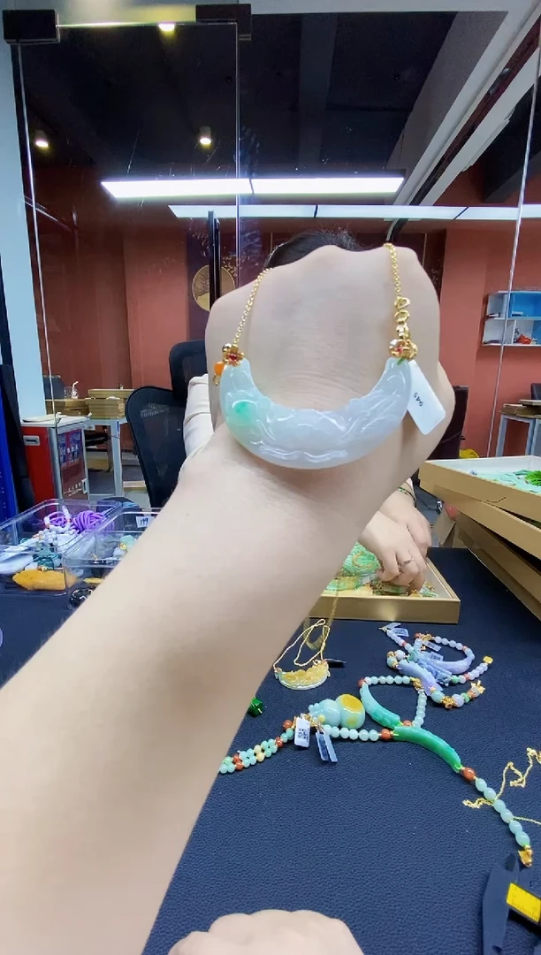 颈饰未镶嵌翡翠翡翠吊坠