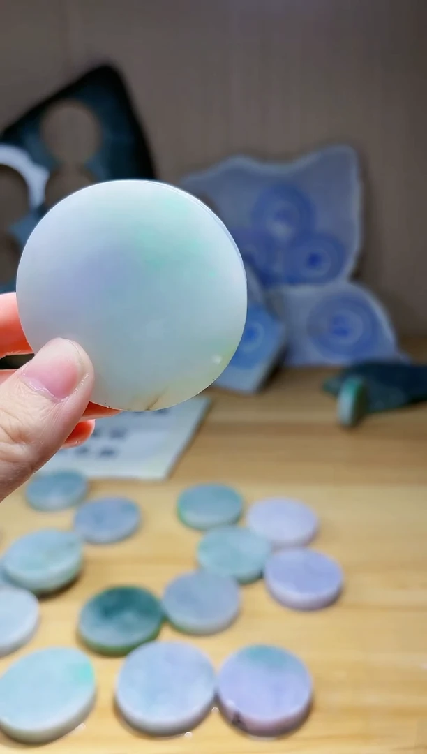 翡翠未镶嵌颈饰翡翠A货 姜谭225