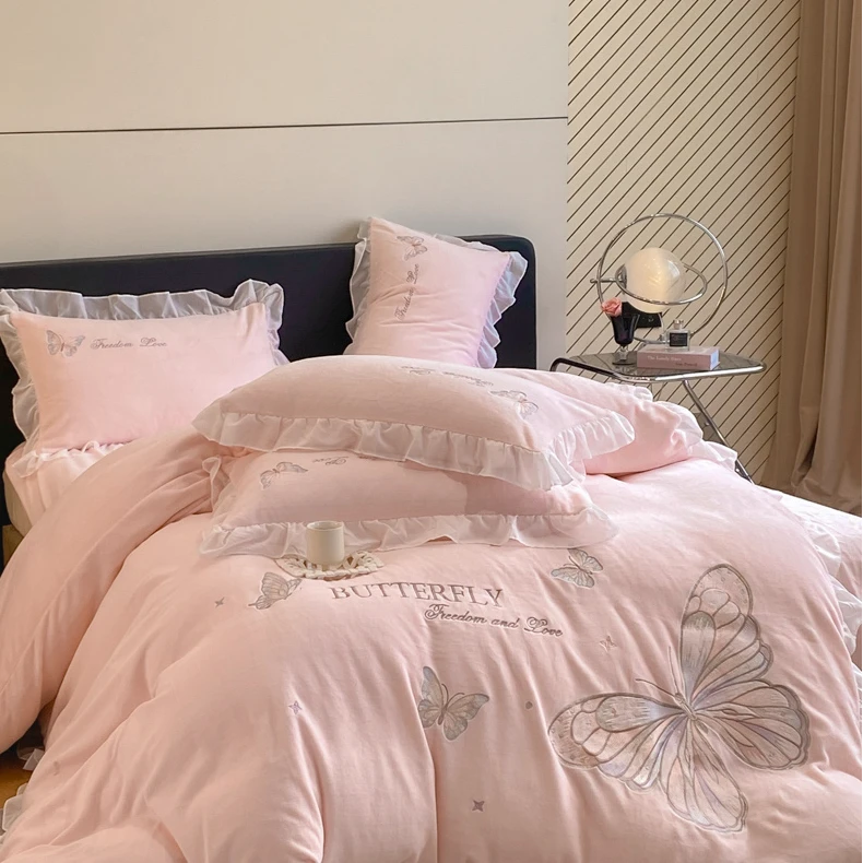 冬季公主风牛奶绒四件套双面加厚加绒花边刺绣被套珊瑚法兰绒床单