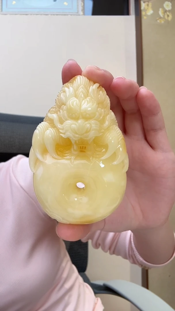 琥珀颈饰未镶嵌吊坠