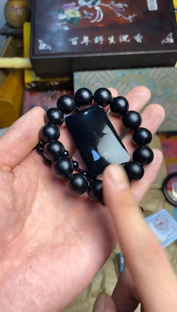 未镶嵌和田玉（墨玉）挂件主播推荐主播推荐