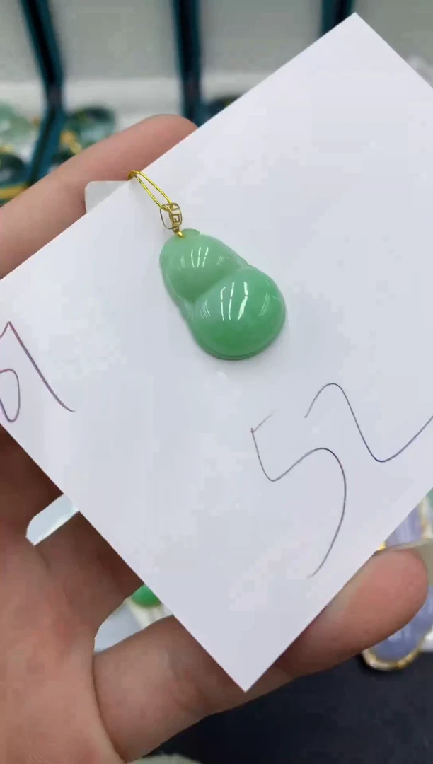 【闪购商品】翡翠颈饰18K金镶嵌翡翠