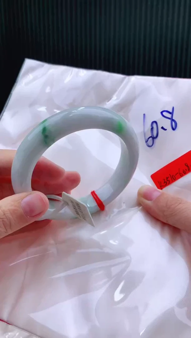 未镶嵌手镯翡翠60+