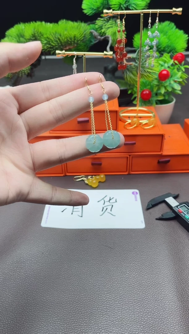 石英质玉（天山翠）银S925镶嵌耳饰716