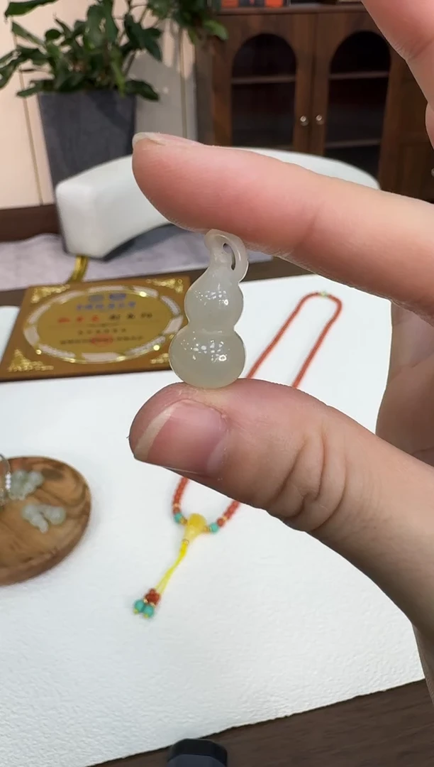吊坠(不含链)未镶嵌和田玉葫芦