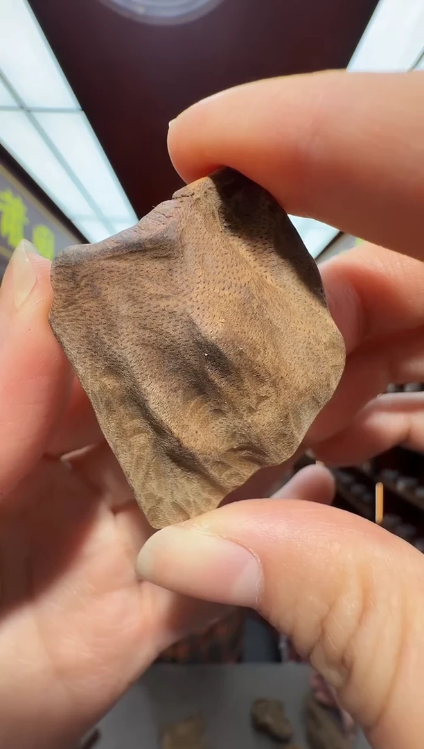 沉香吊坠多样性发一