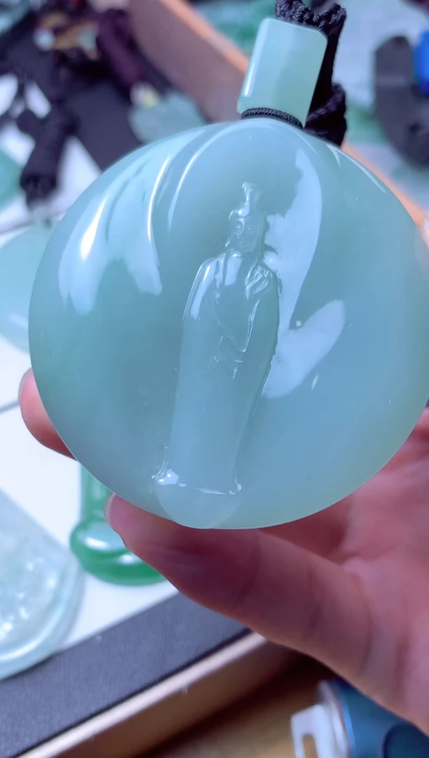 颈饰未镶嵌翡翠天然A货翡翠