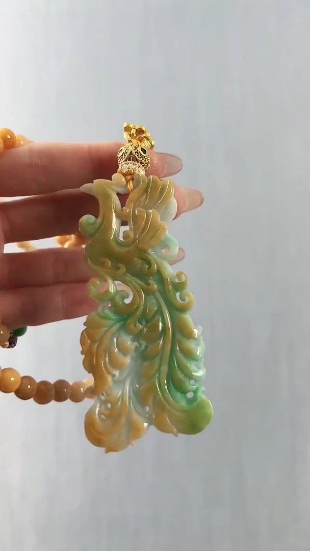 颈饰未镶嵌翡翠静*凤凰
