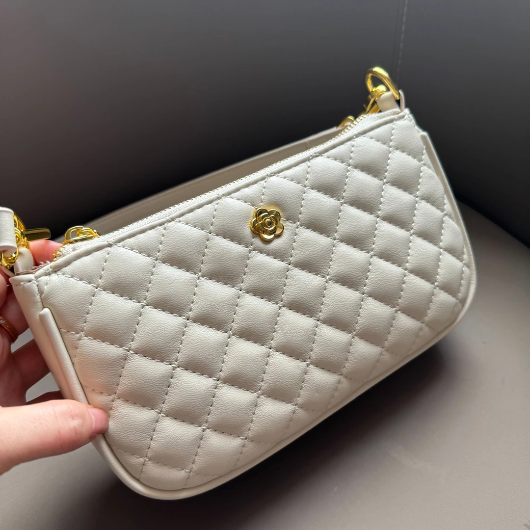 原创设计新款高级感小香风斜挎包轻奢时尚单肩包女C3