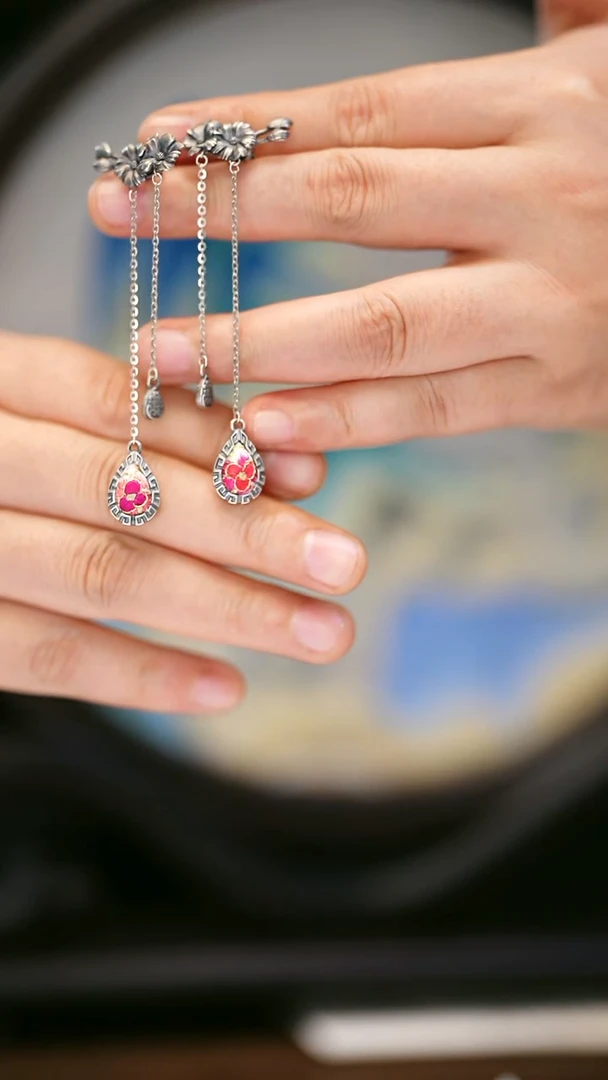 织绣90黔东南苗族刺绣