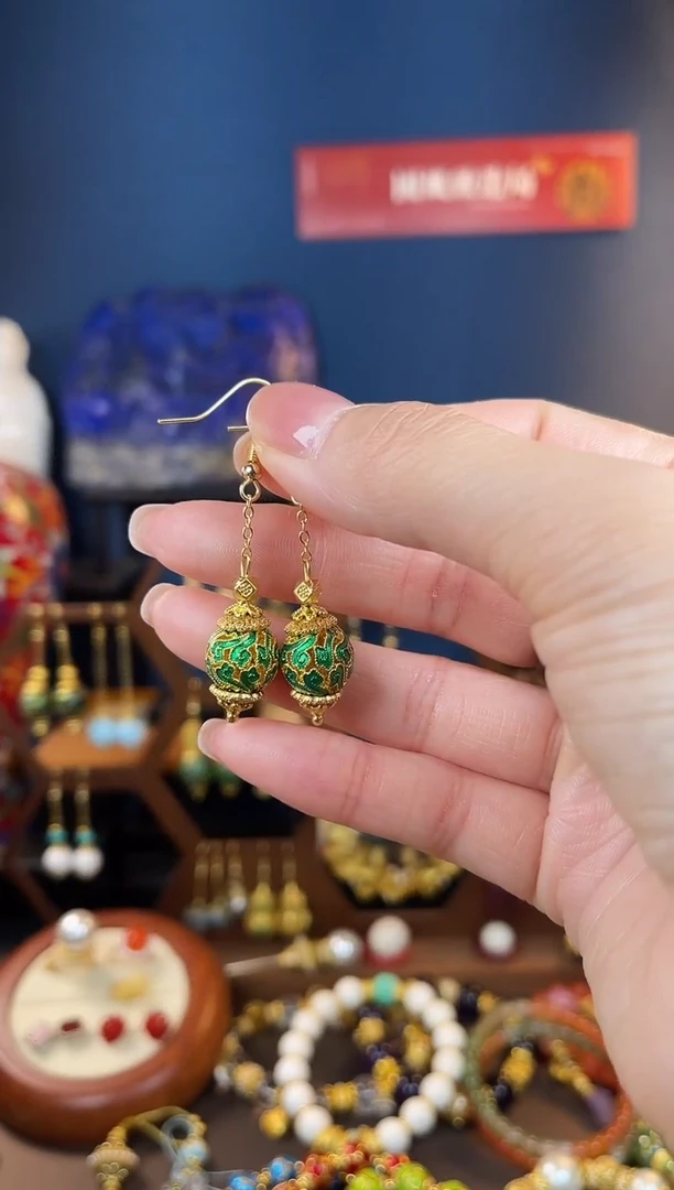 秘纹翠云珐琅耳钩