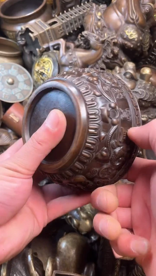 精美铜器点击下单