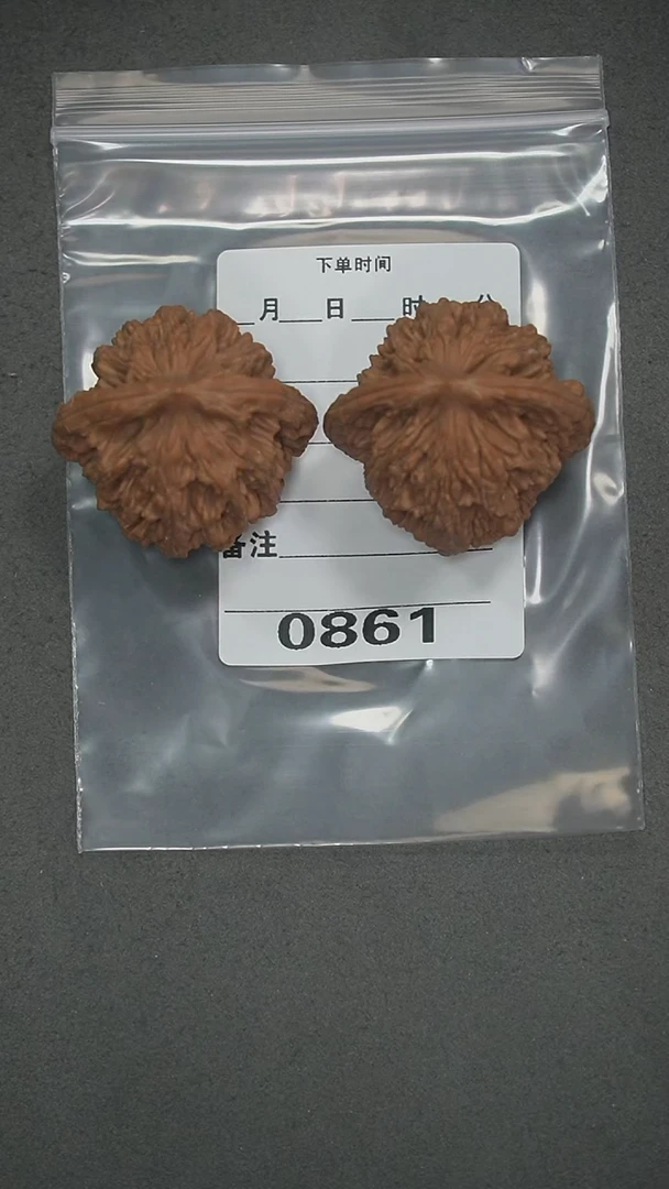 把件文玩核桃伍*哥43虎头