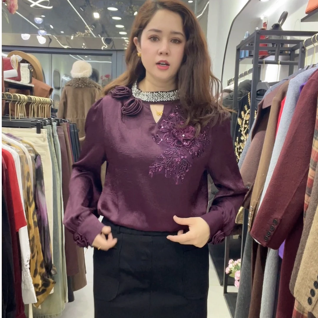 衬衣是一件非常经典，优雅的服装，穿上衬衣更有气质，更具品味