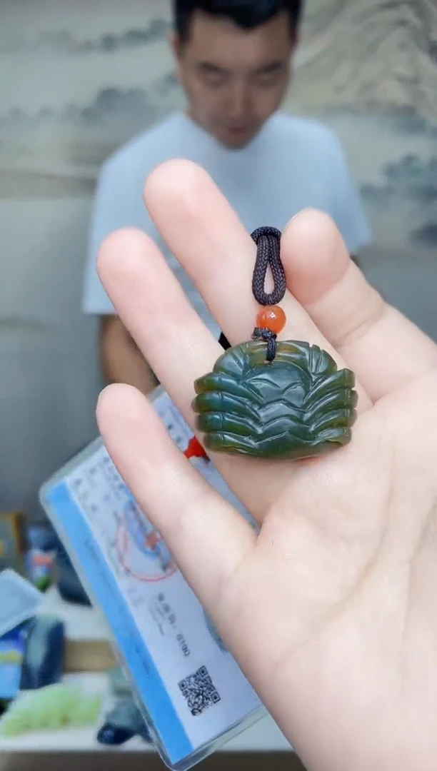 和田玉未镶嵌颈饰1