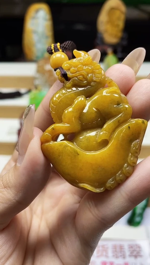颈饰未镶嵌翡翠翡翠A货