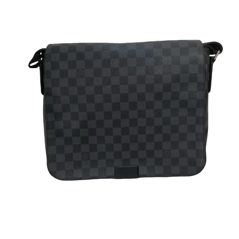 95新 LouisVuitton/路易威登 男士百搭黑棋盘格中号翻盖斜挎包/20