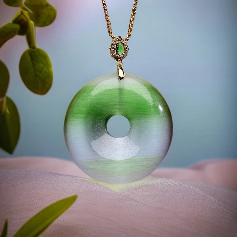 SK175精美双色平安扣吊坠配盒子配链子多样性发一