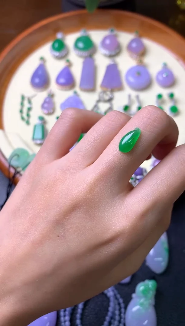 【闪购商品】定制翡翠未镶嵌裸石（镶嵌定制）