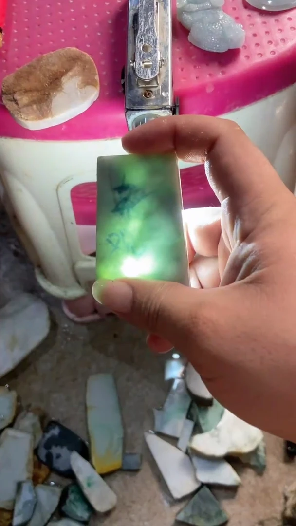 配石翡翠翡翠边角料未加工46