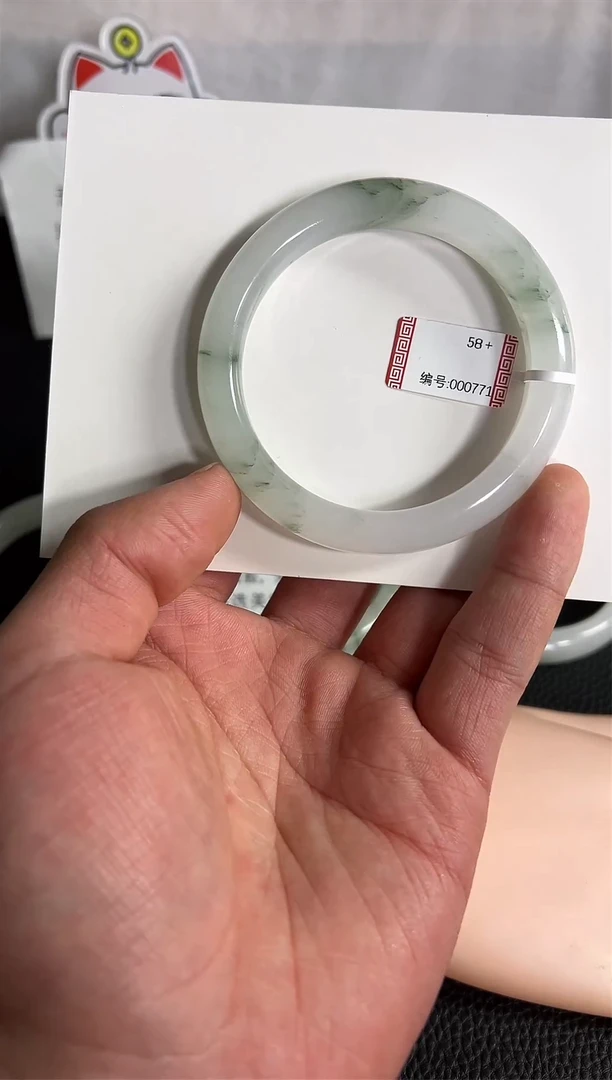 【闪购商品】石英质玉手镯未镶嵌771