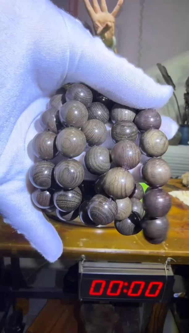 金丝楠金丝楠木阴沉1.5手串