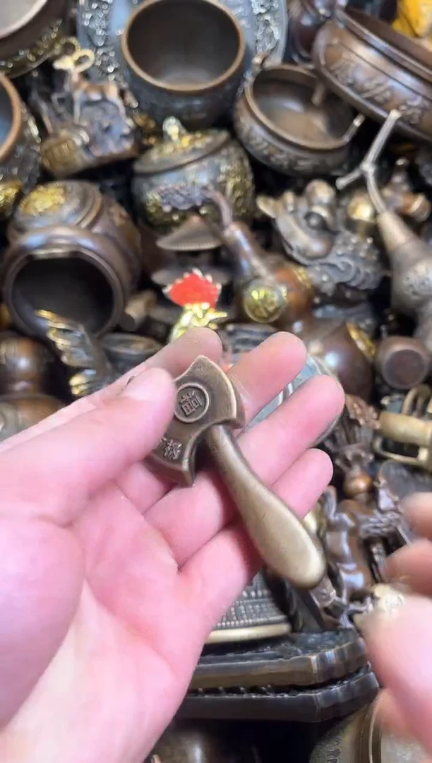 精美铜器点击下单