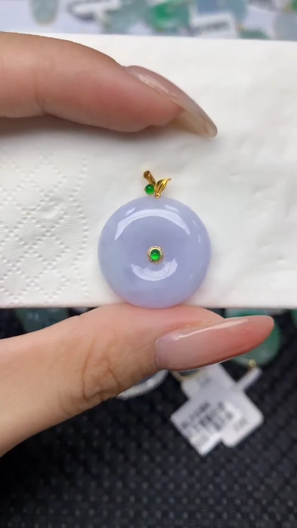 翡翠18K金镶嵌颈饰天然翡翠a货