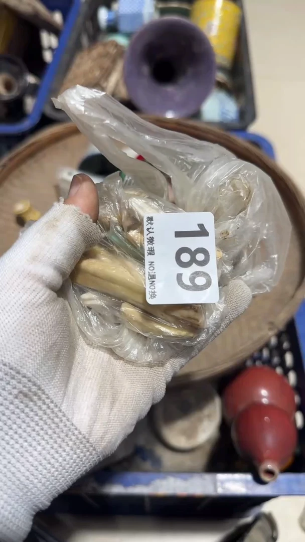 瓷片鼎****媒亿容工艺品189
