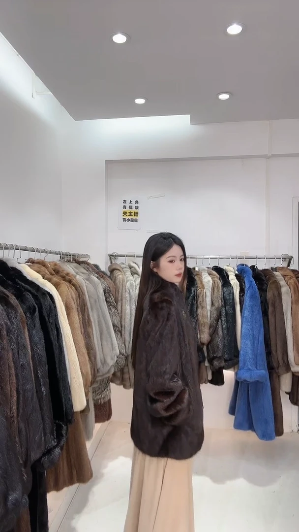 2978 小橙子皮草进口中古貂