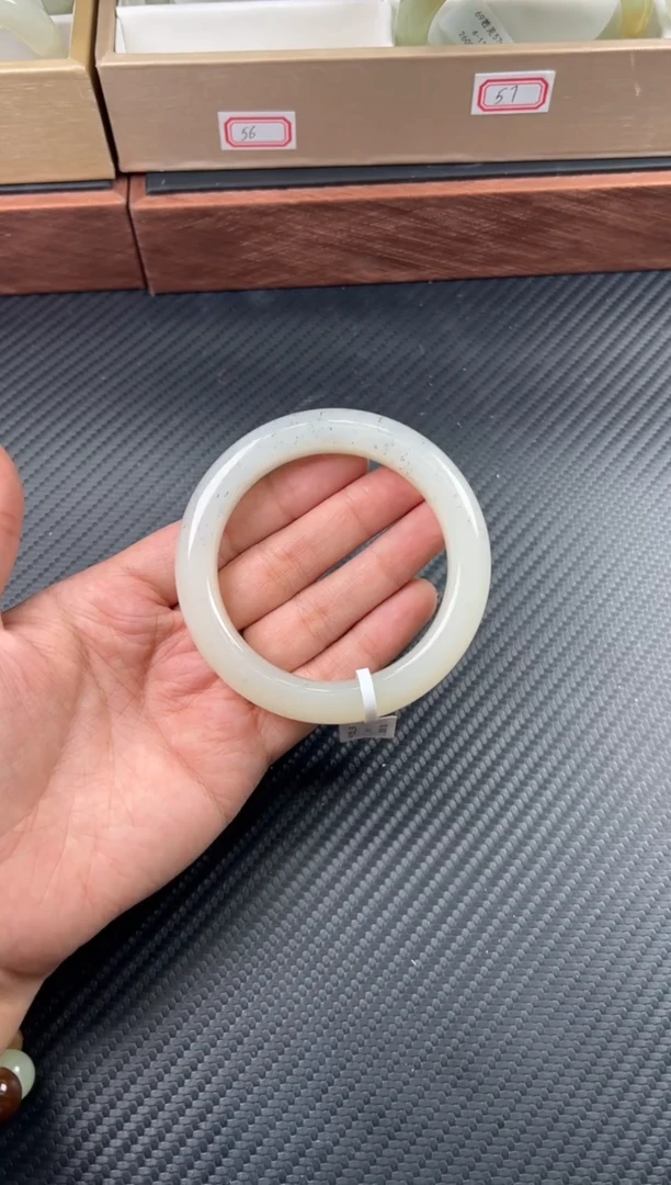 未镶嵌手镯和田玉黑山微色差58手镯JSmM