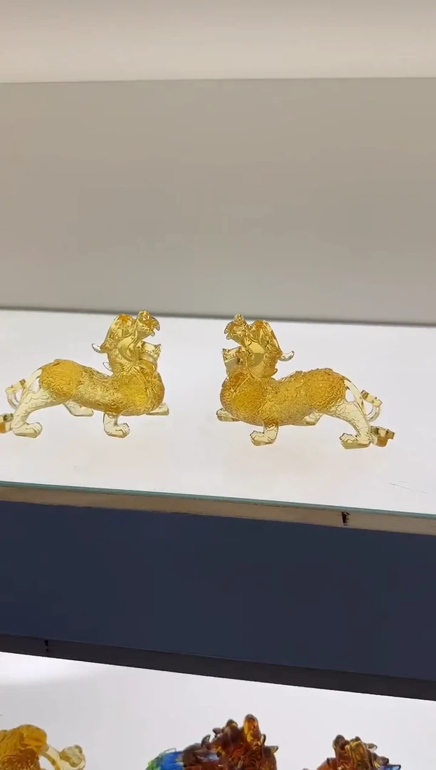 手工艺品琉璃金币纹貔貅一对