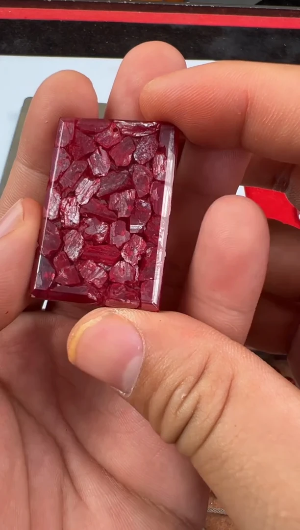 天然辰砂晶体无事牌