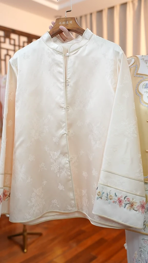 刺绣软缎上衣 桑蚕丝非遗苏绣服饰