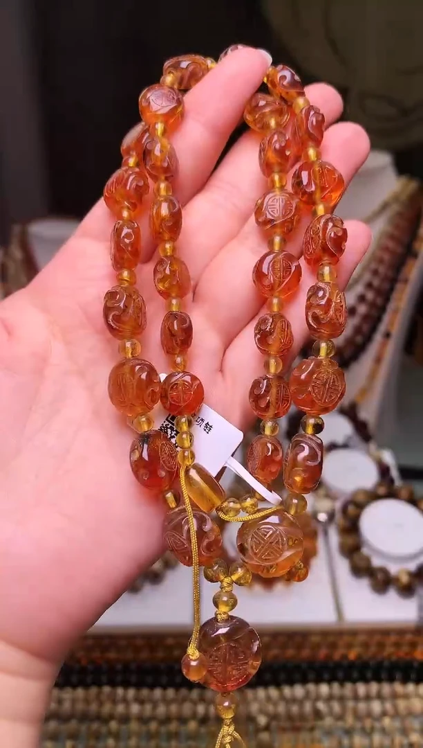 【闪购商品】琥珀裸石未镶嵌抚顺琥珀双面福牌项链