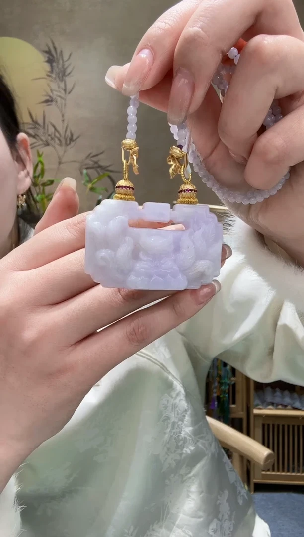 【闪购商品】翡翠颈饰未镶嵌吊坠