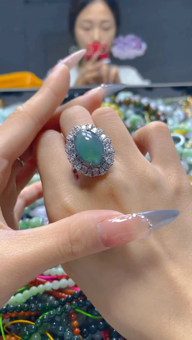 颈饰未镶嵌翡翠/Q/翡翠A货，一件也是批发价