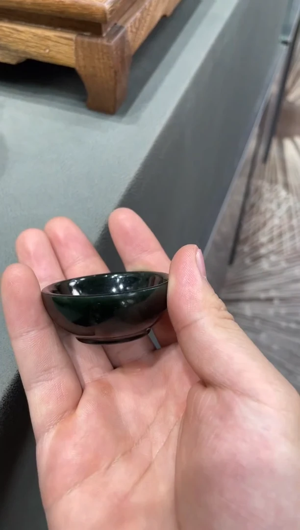未镶嵌和田玉把件茶杯（多样性发货）