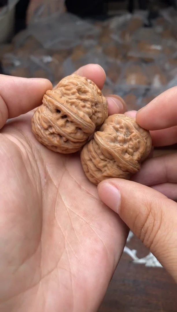 【闪购商品】文玩核桃把件A17号38尺元宝