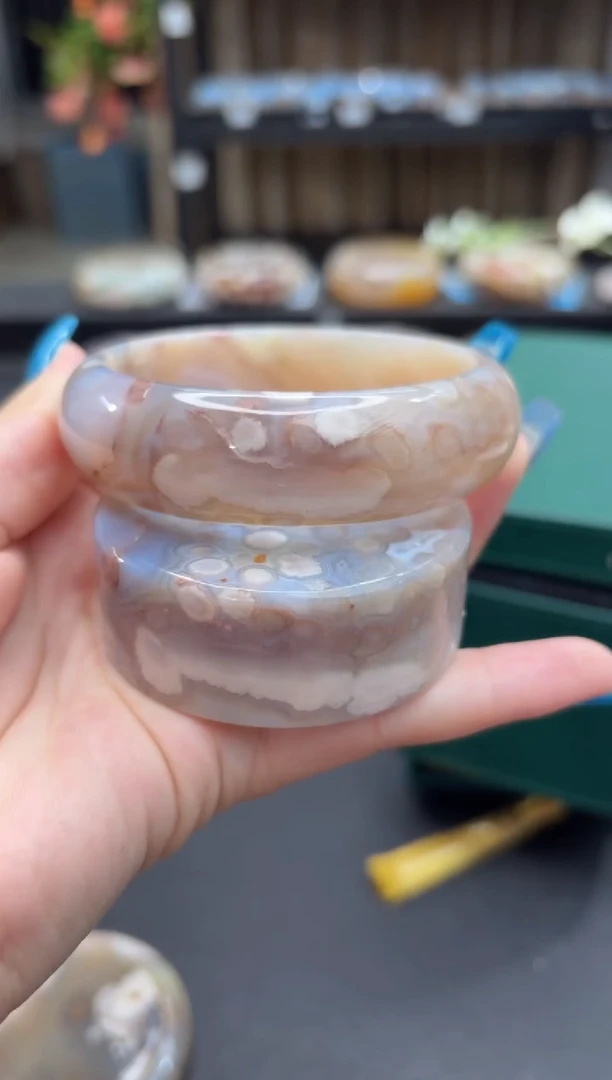 未镶嵌手镯石英质玉63(62圈赠送镯心)