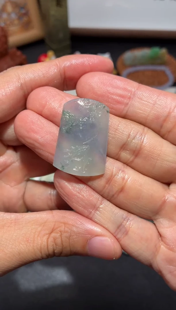 未镶嵌定制翡翠翡翠