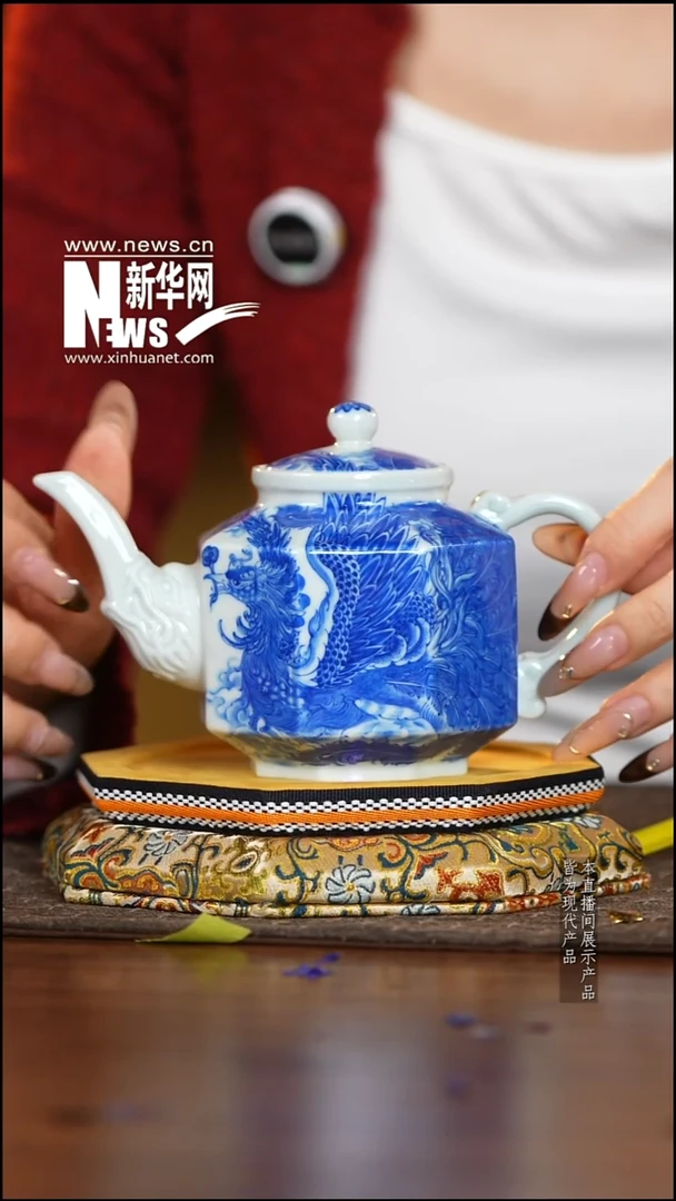 摆件陶瓷新华网瓷-含月阁43