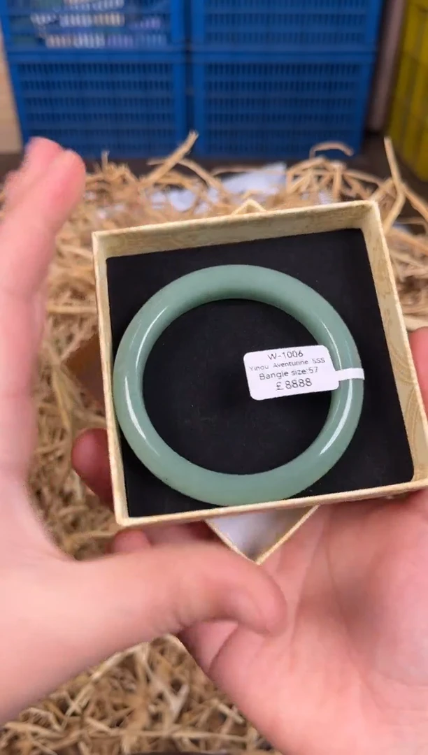 未镶嵌手镯石英质玉W1006