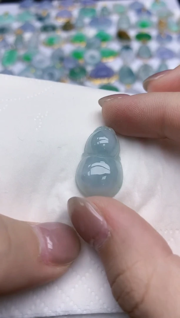 【闪购商品】翡翠颈饰未镶嵌天然翡翠A货