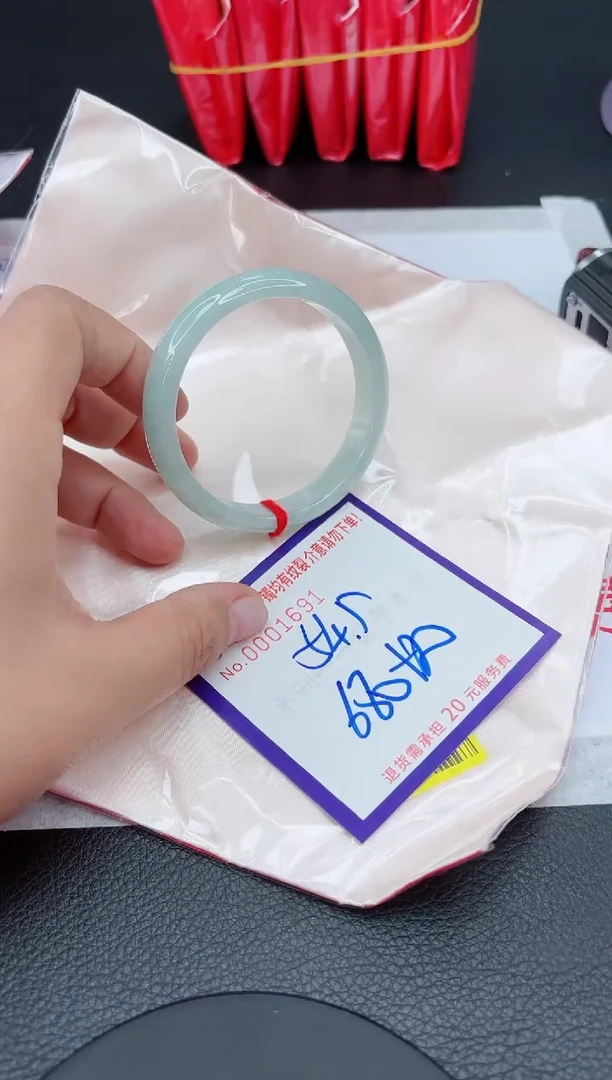 【闪购商品】翡翠手镯未镶嵌111111111111111